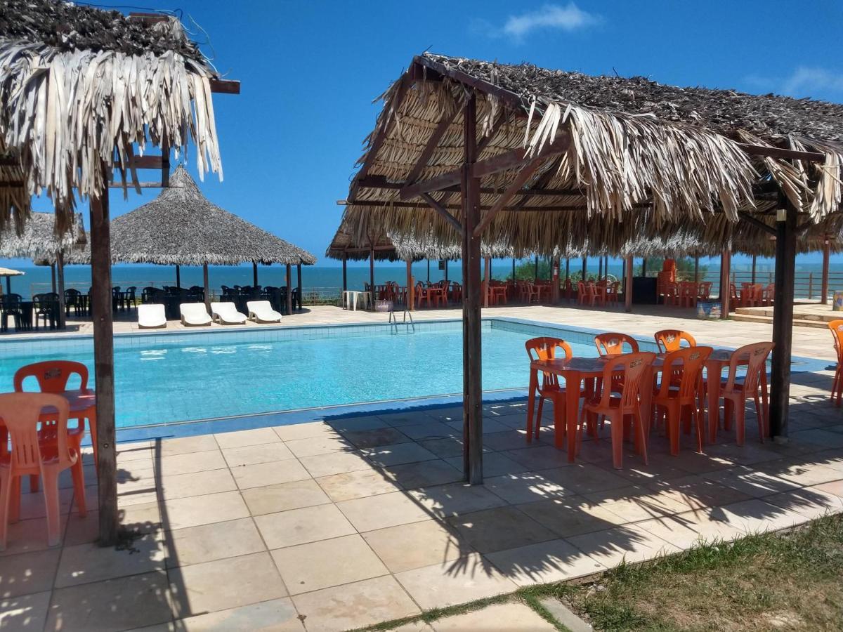 Falesias Hotel 3*